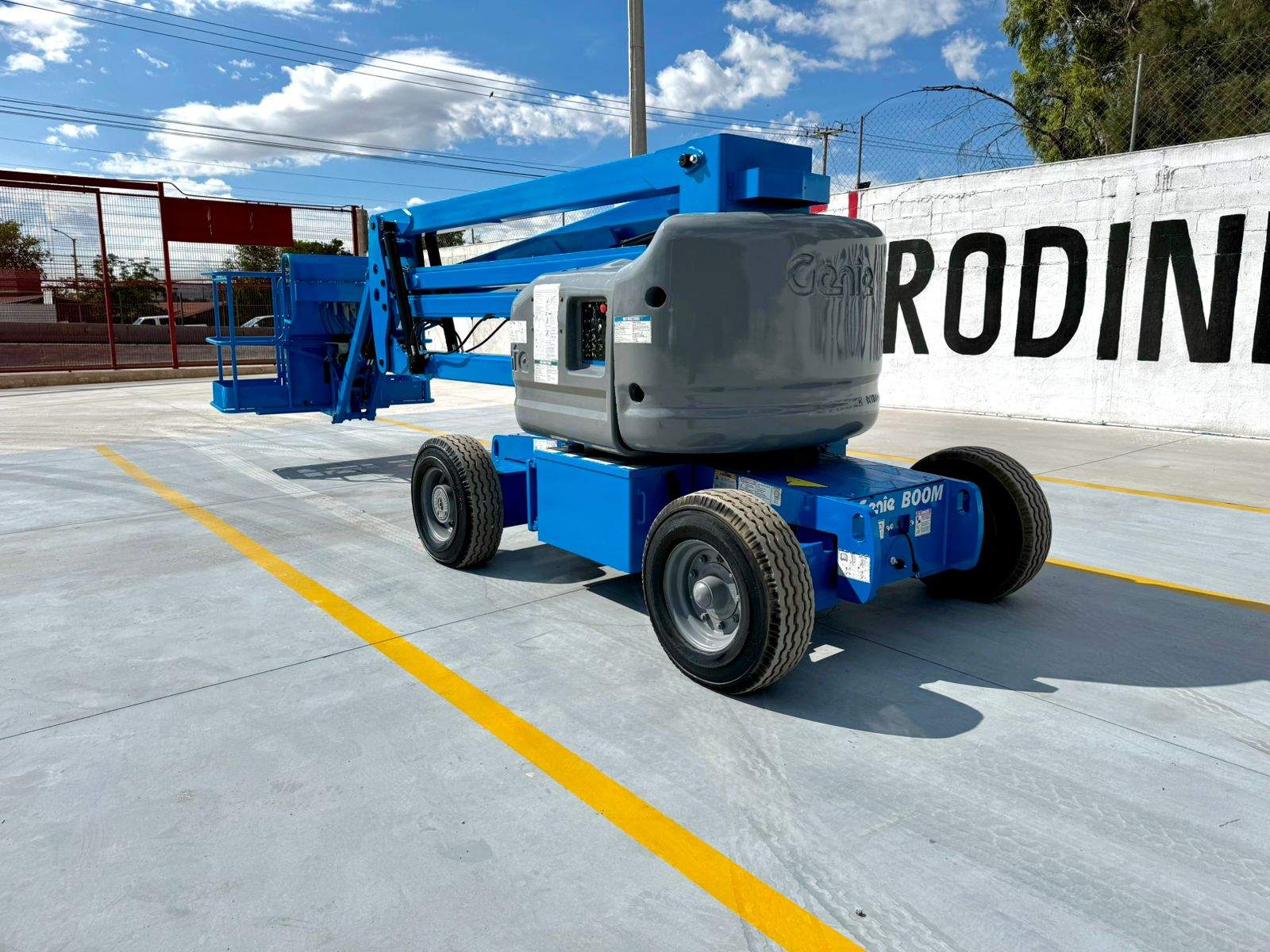 Brazo Articulado Eléctrico Genie Z4525j 2012 (6)