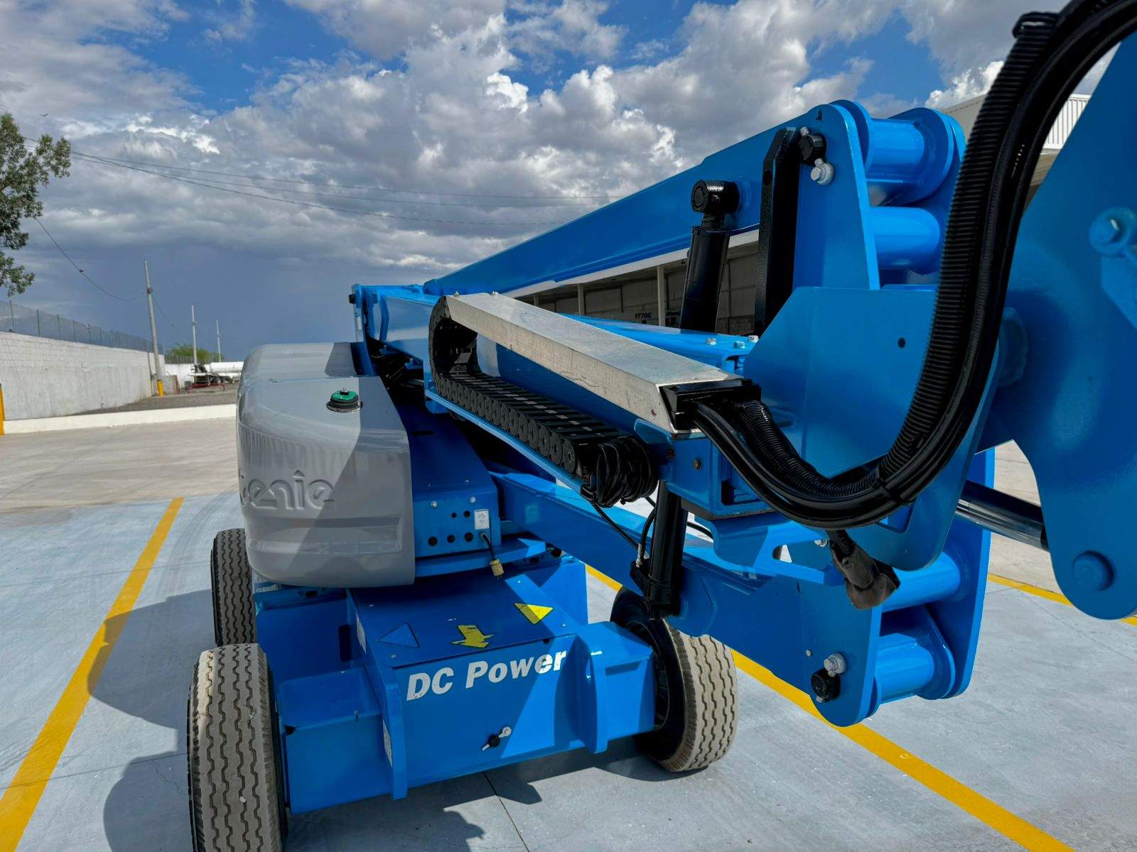 Brazo Articulado Eléctrico Genie Z4525j 2012 (8)