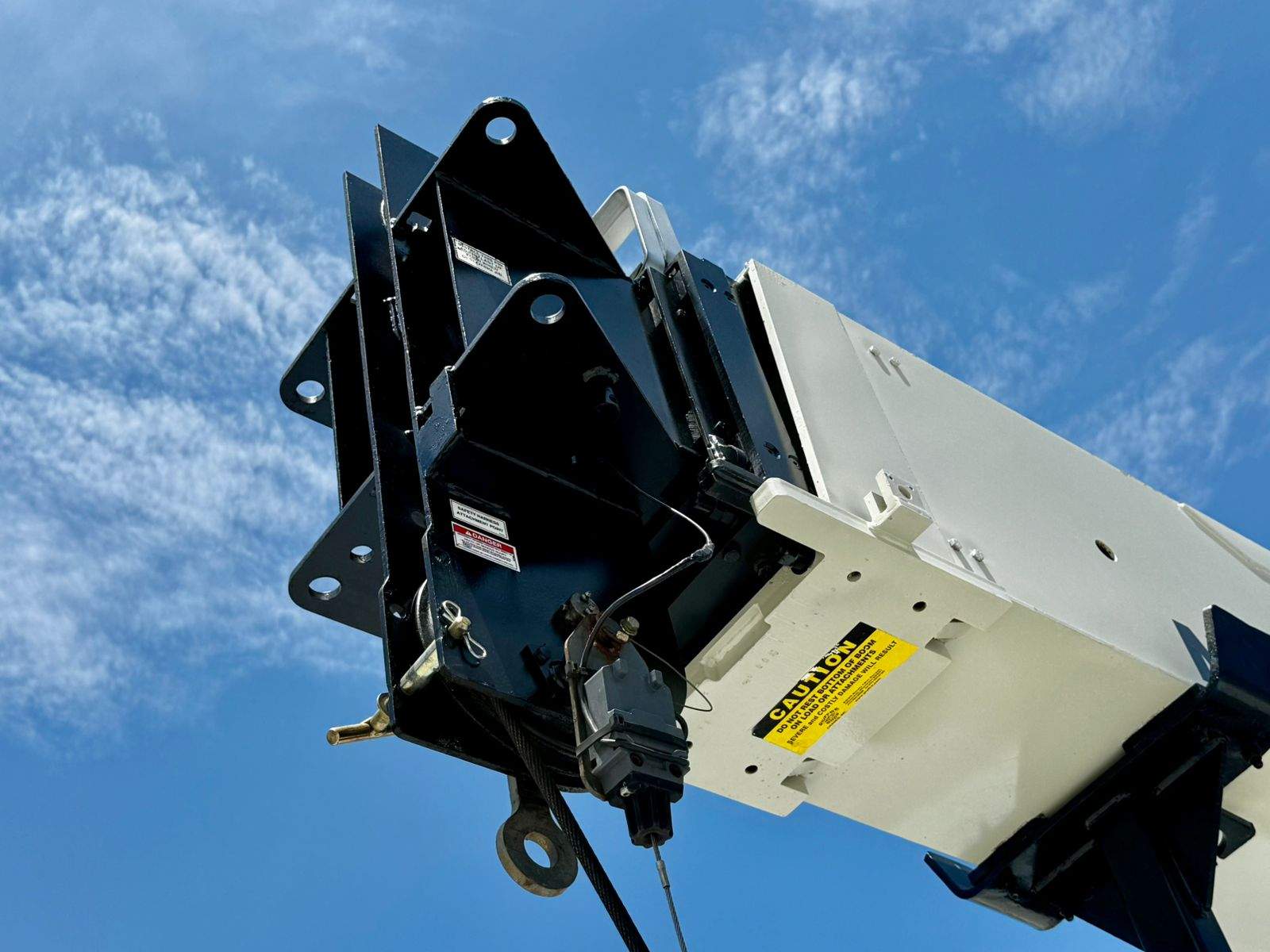 GRUA TITAN NATIONAL 8100D DE 23 TON EN FREIGHTLINER 2007 (27)