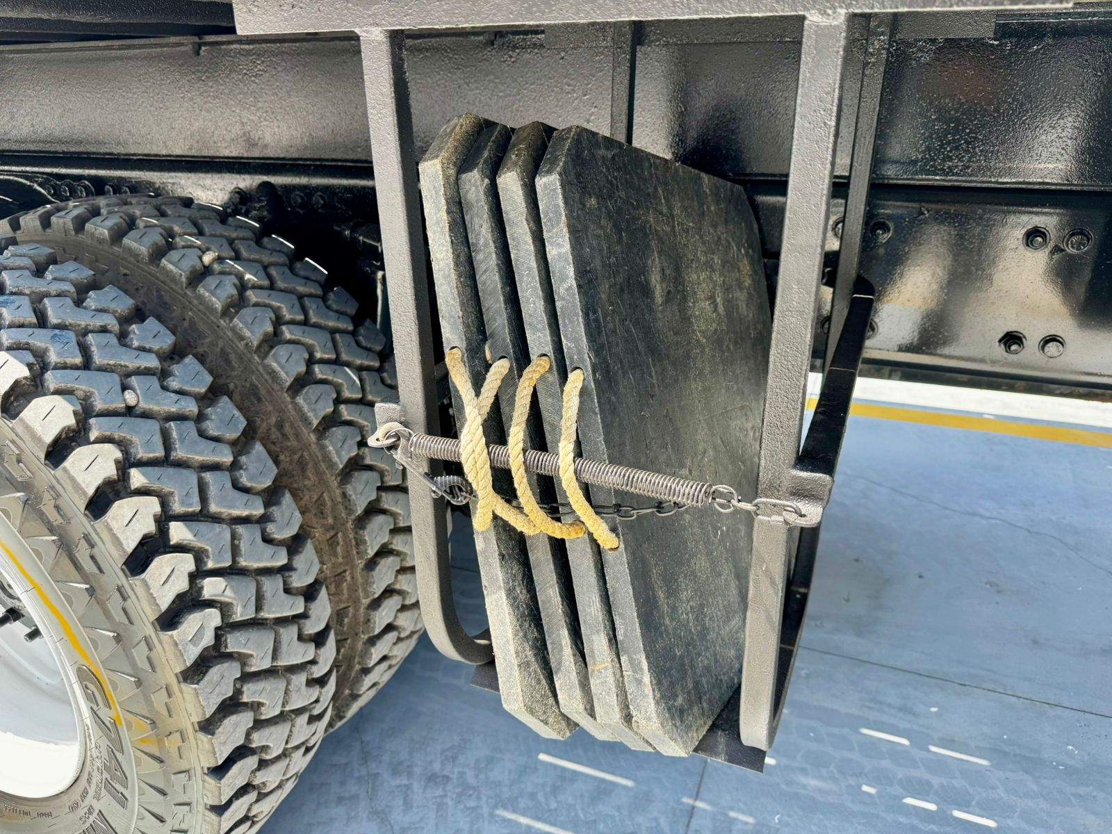 GRUA TITAN NATIONAL 8100D DE 23 TON EN FREIGHTLINER 2007 (29)