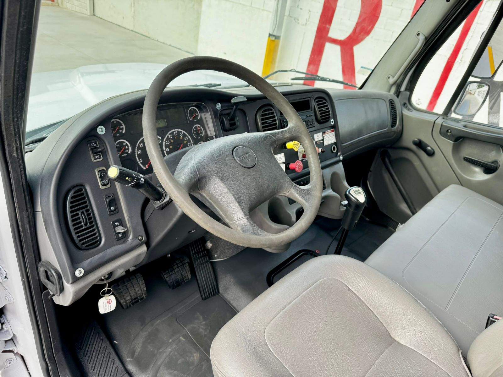 GRUA TITAN NATIONAL 8100D DE 23 TON EN FREIGHTLINER 2007 (7)