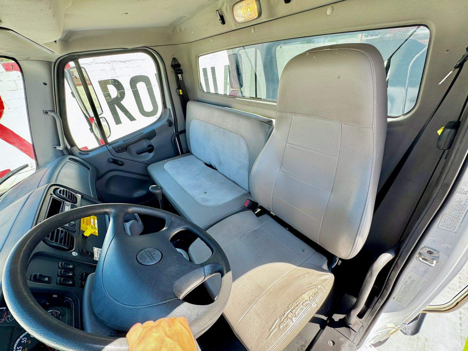 GRUA TITAN TEREX BT3870 DE 19 TON EN FREIGHTLINER 2016 (7)