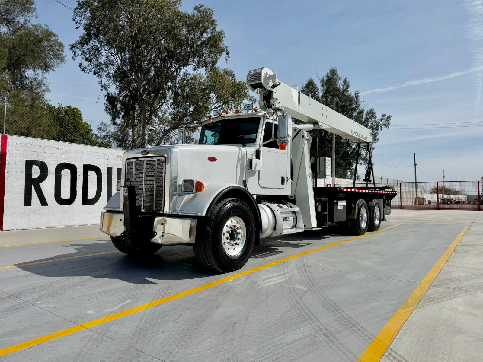 GRUA TITAN NATIONAL 800D DE 23 TON EN PETERBILT 2011 (10)