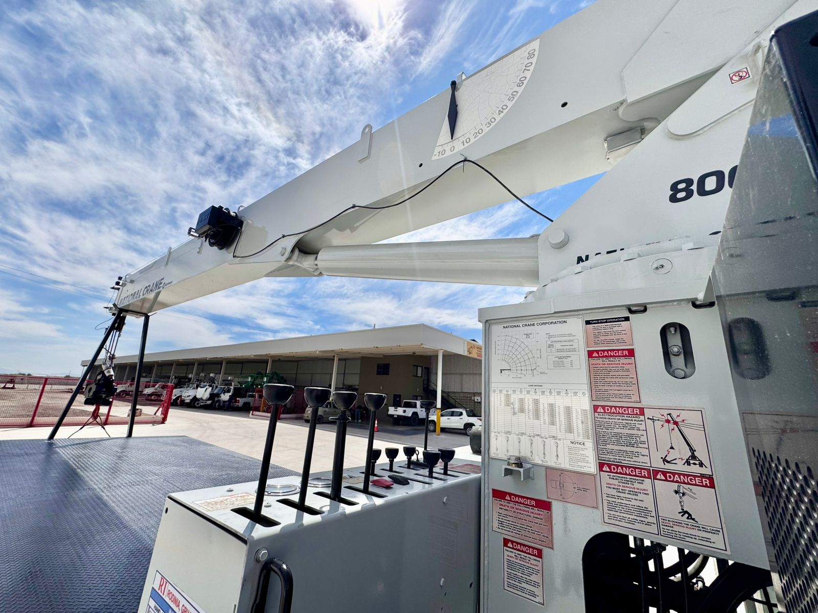 GRUA TITAN NATIONAL 800D DE 23 TON EN PETERBILT 2015 (20)