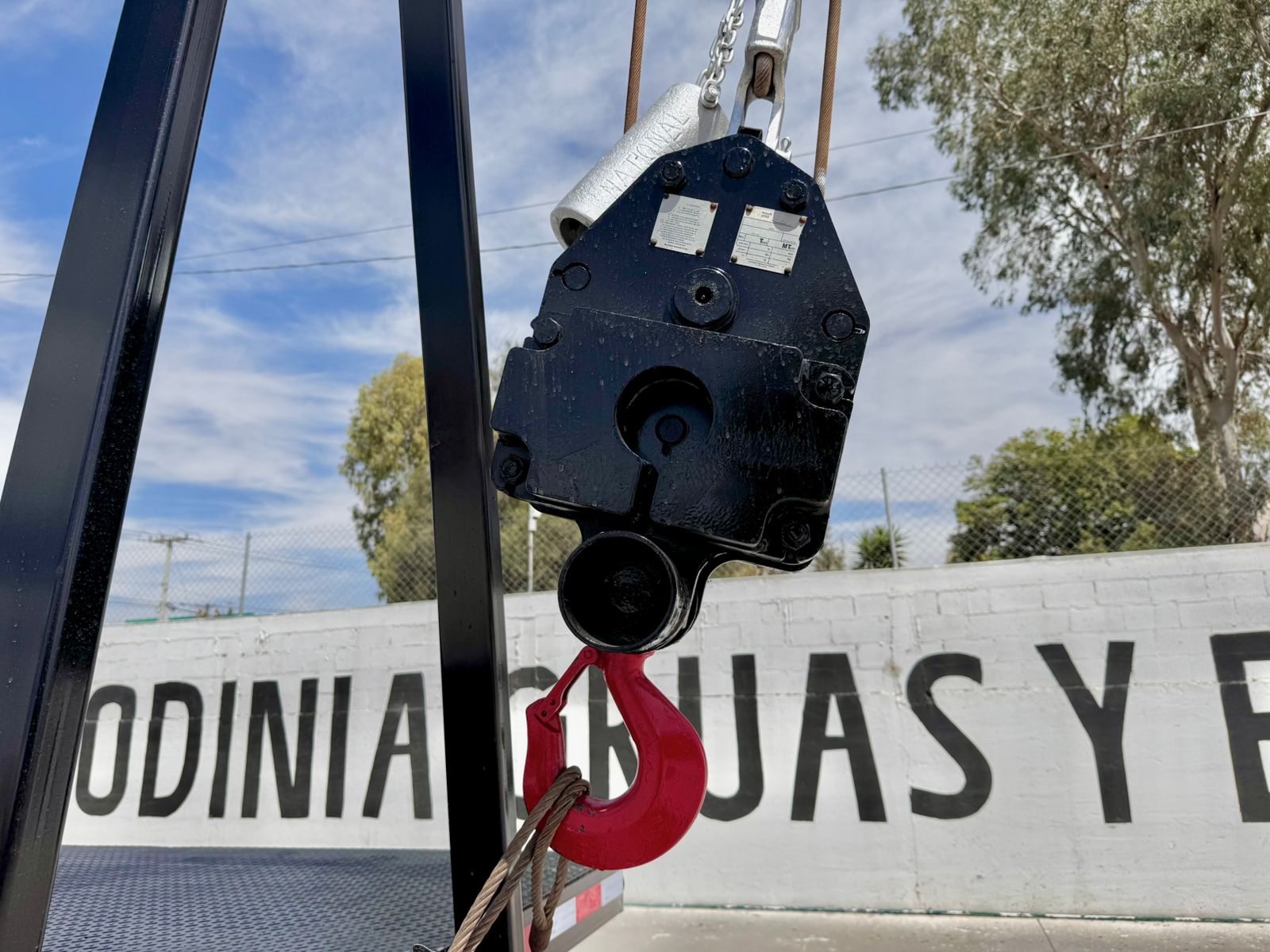 GRUA TITAN NATIONAL 800D DE 23 TON EN PETERBILT 2015 (22)