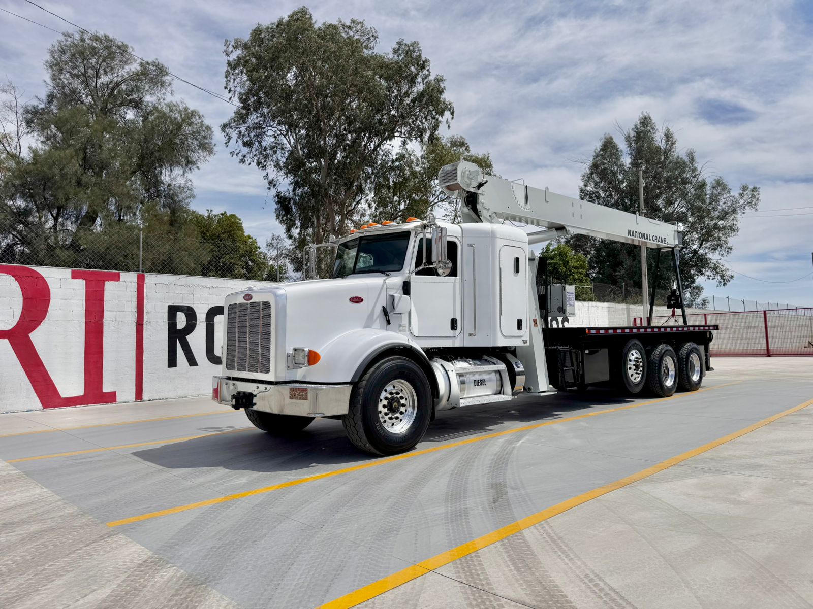 GRUA TITAN NATIONAL 800D DE 23 TON EN PETERBILT 2015 (7)