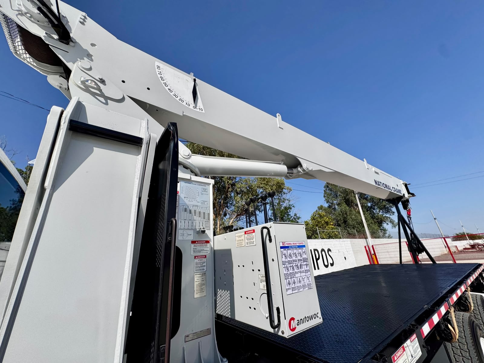 Grua National Crane 900A En International 2012_6