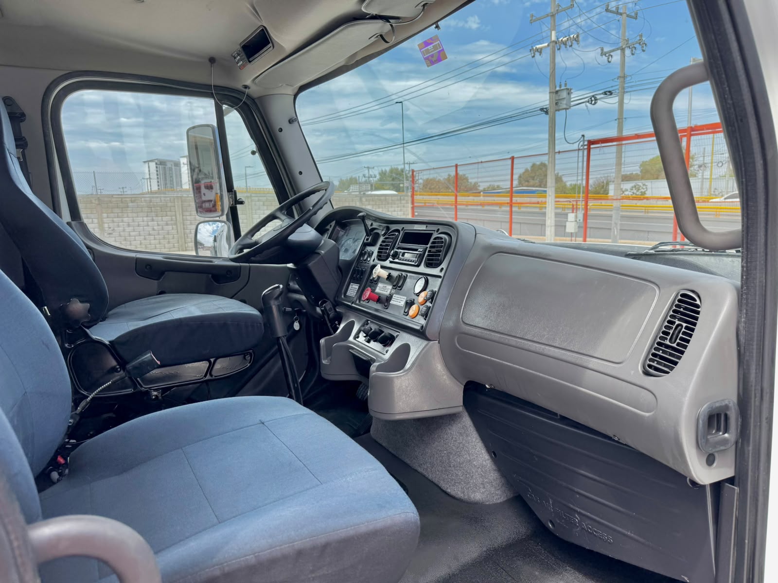 Grua Titan National 800D De 23 Ton En Freightliner 2014_15