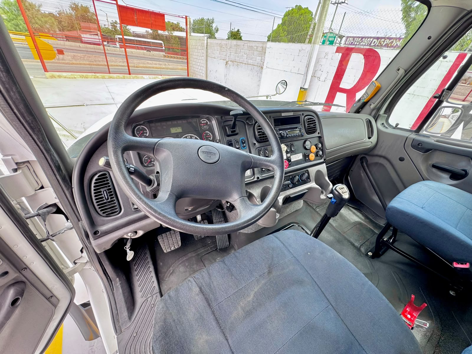Grua Titan National 800D De 23 Ton En Freightliner 2014_16