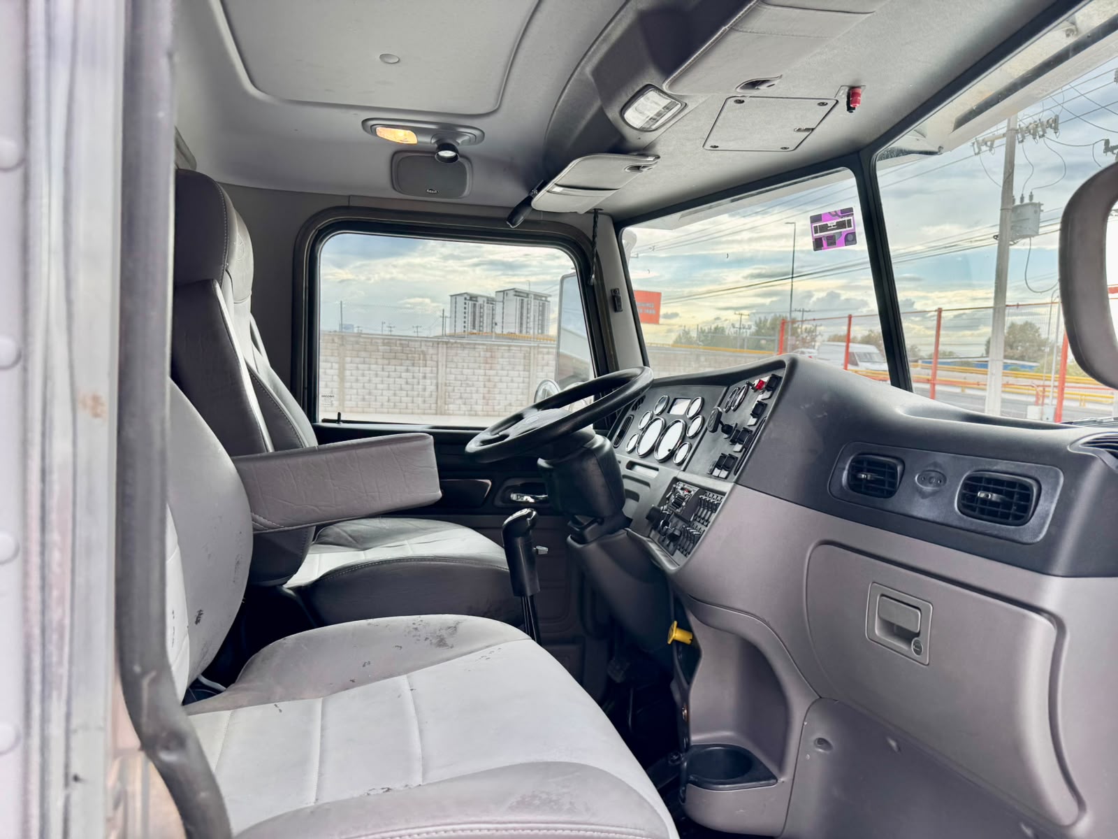 GRUA TITAN NATIONAL 800D DE 23 TON EN PETERBILT 2015_19