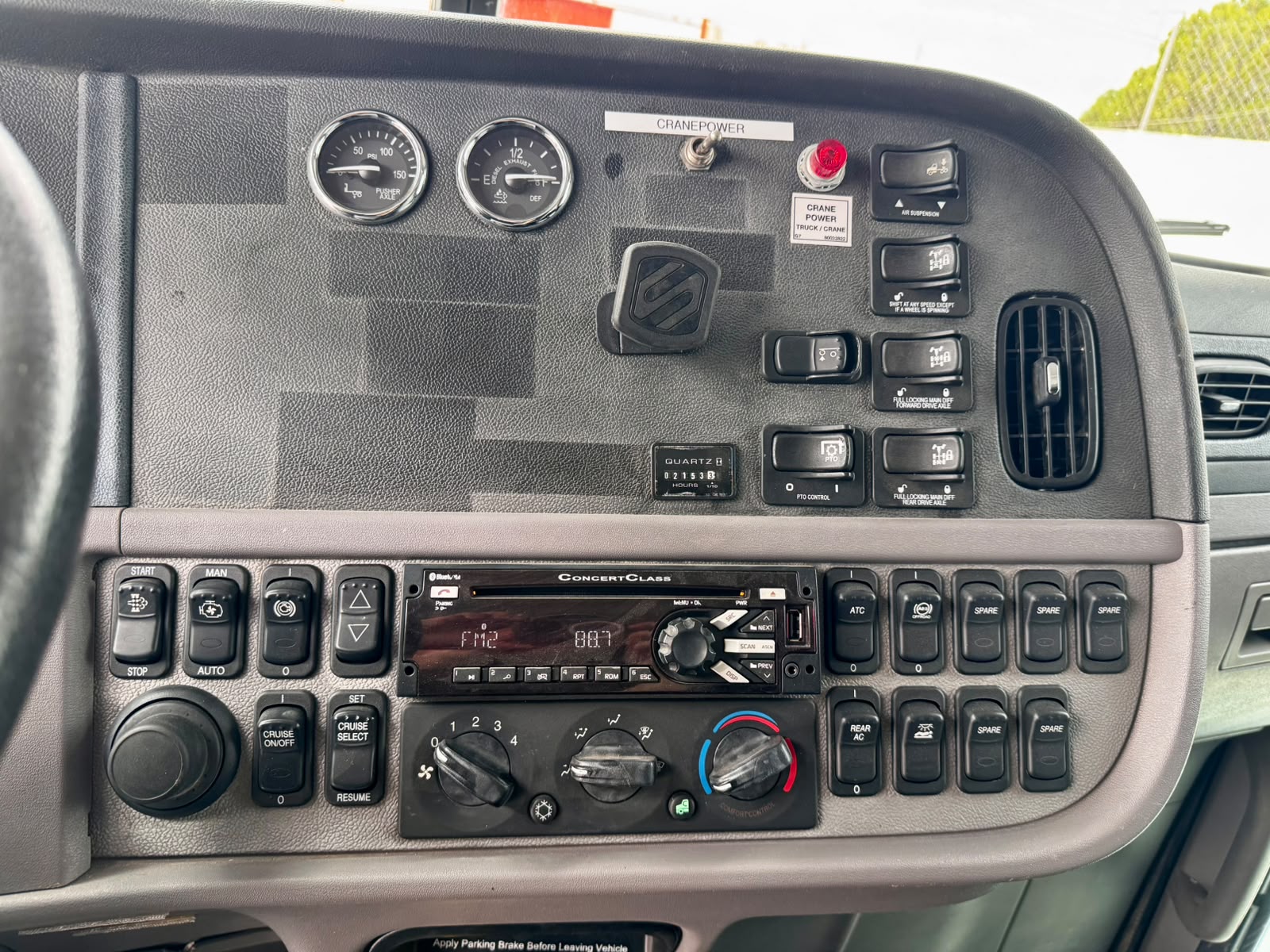 GRUA TITAN NATIONAL 800D DE 23 TON EN PETERBILT 2015_24